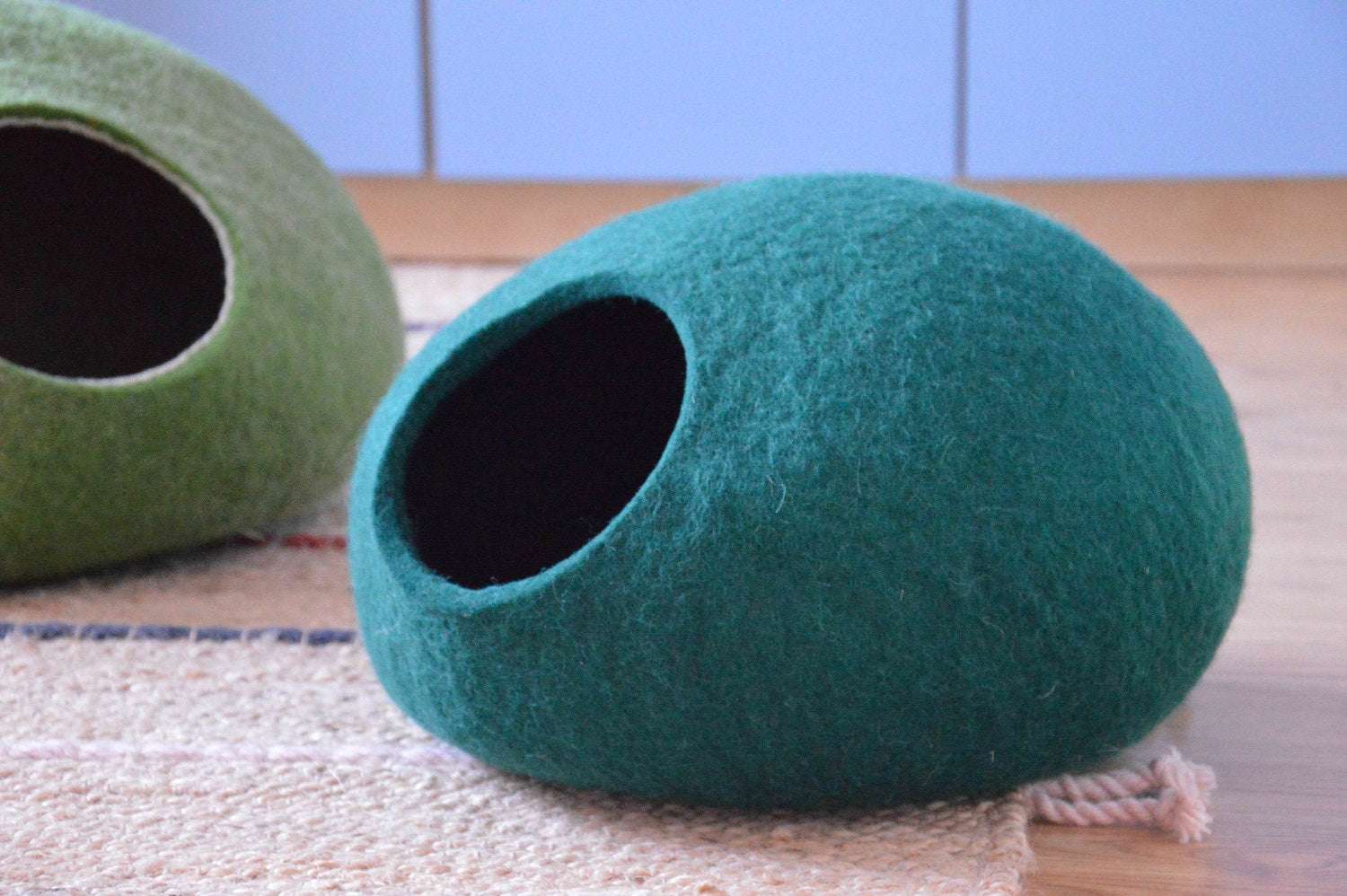 Emerald Green Cat Bed - Luxury Pet Cave - Home Soul