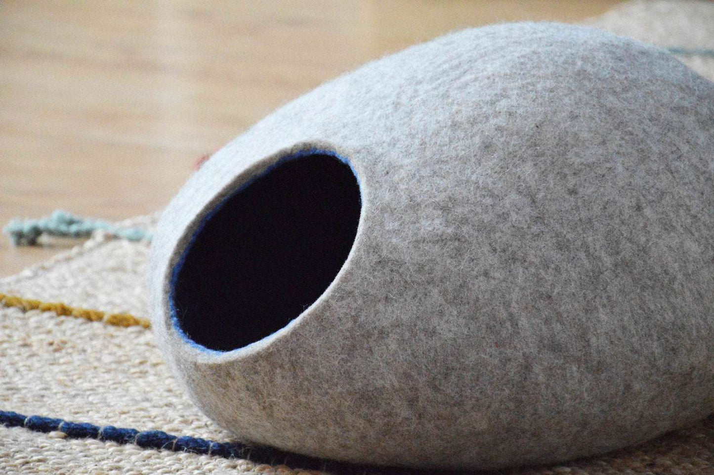 Premium Wool Cat Cave - Handcrafted Pet Bed - Home Soul