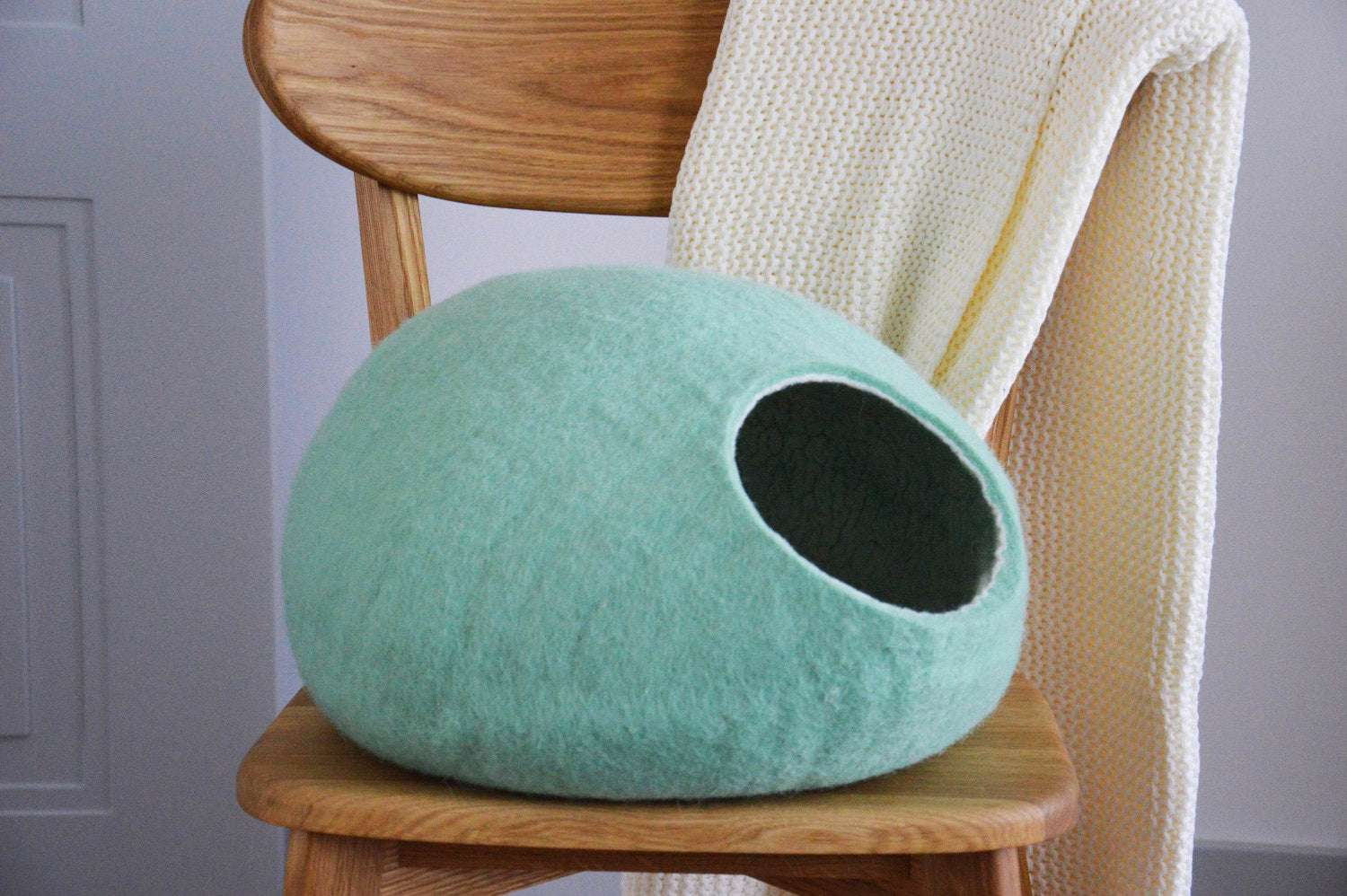 Mint Cat Bed - Refreshing Pet Cave - Home Soul