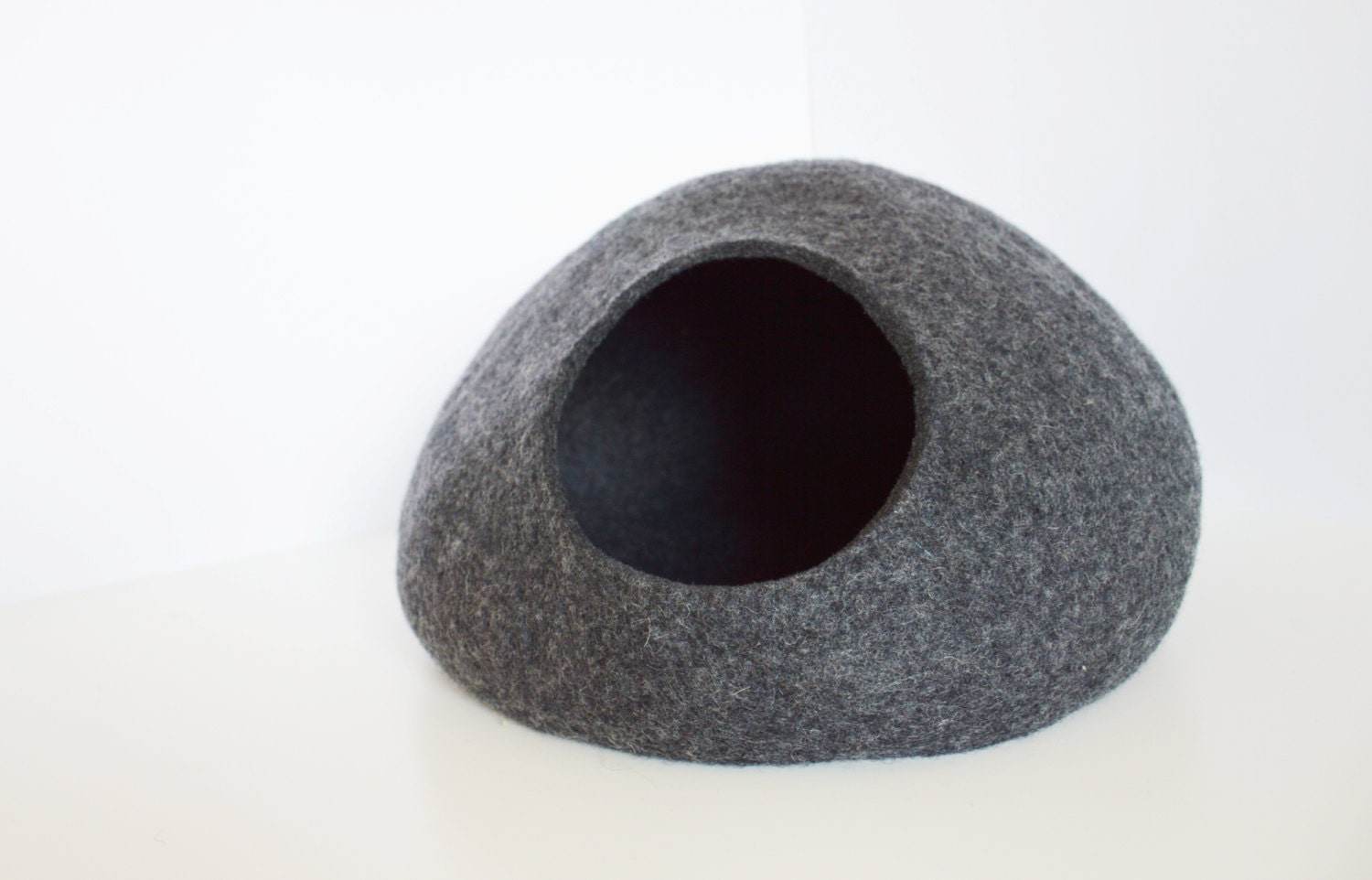 Classic Pet Bed - Custom Color Cat Cave - Home Soul