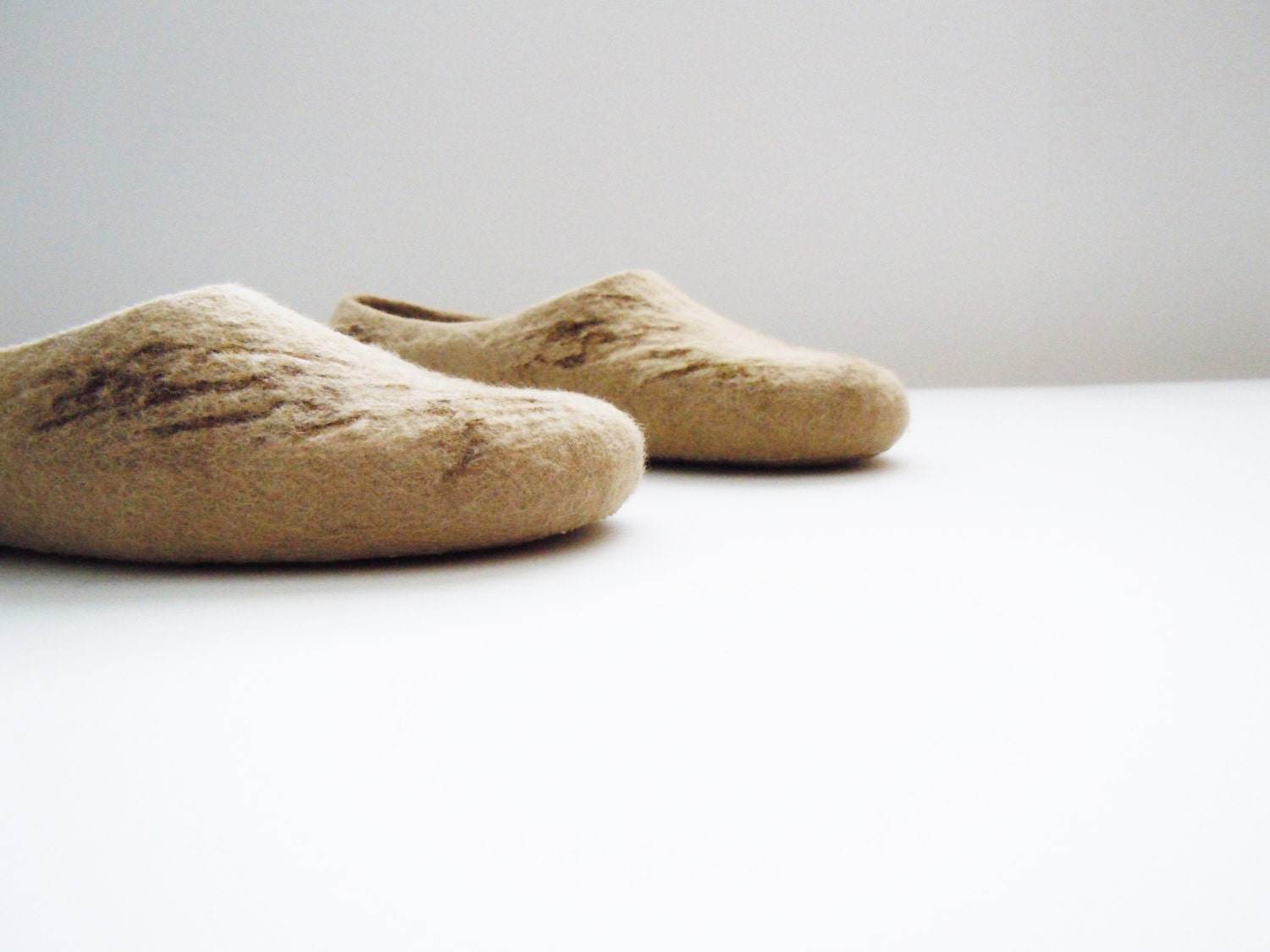 Felted wool slippers, house shoes - Home Soul