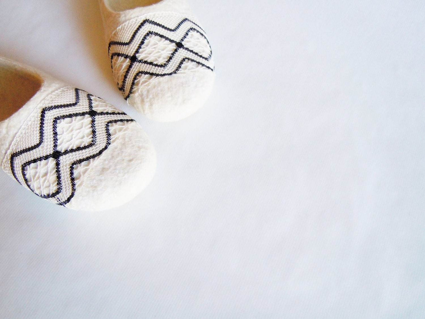 Rhombus Slippers - Geometric Pattern House Shoes - Home Soul