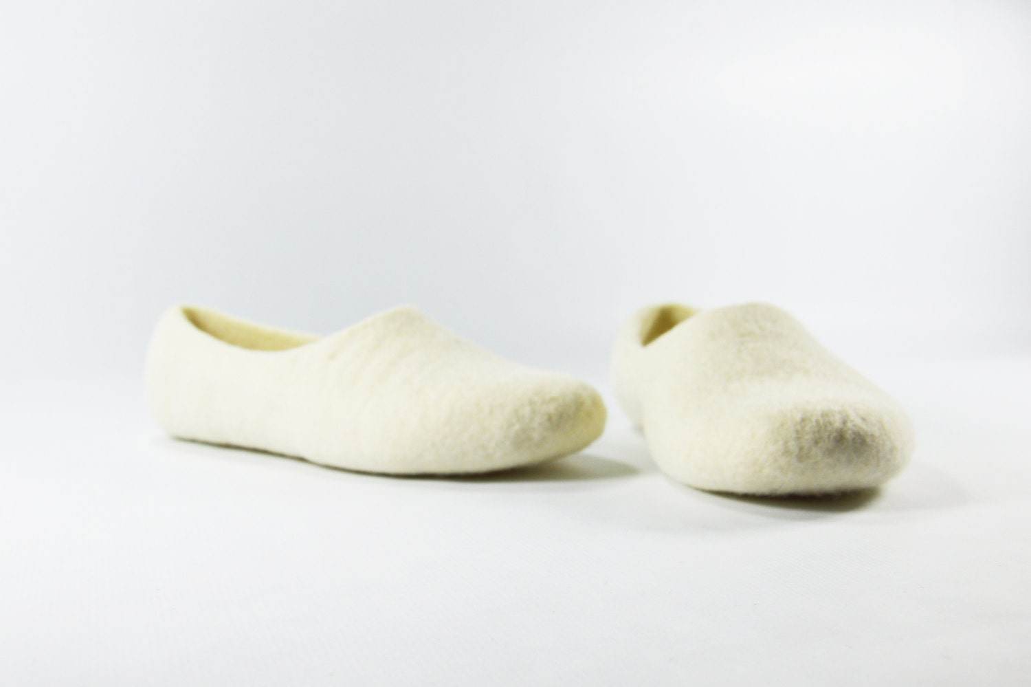Bespoke Wool Slippers - Custom Color House Shoes - Home Soul