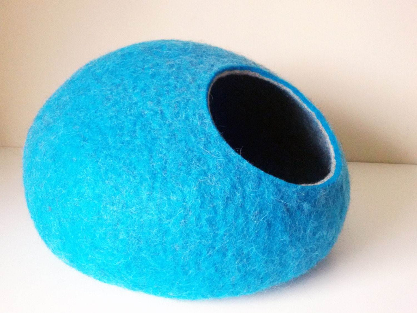 Turquoise Cat Bed - Ocean-Inspired Pet Cave - Home Soul
