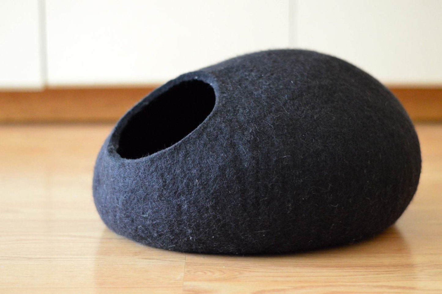 Black Pet Bed - Classic Cat Cave - Home Soul