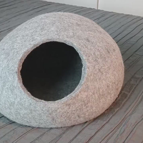 Modern pet bed / cat bed / cat cave / cat house / pet furniture / puppy bed / dog bed / cat nap cocoon / custom color pet bed / grey pet bed